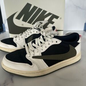 Cactus Jack Sneakers